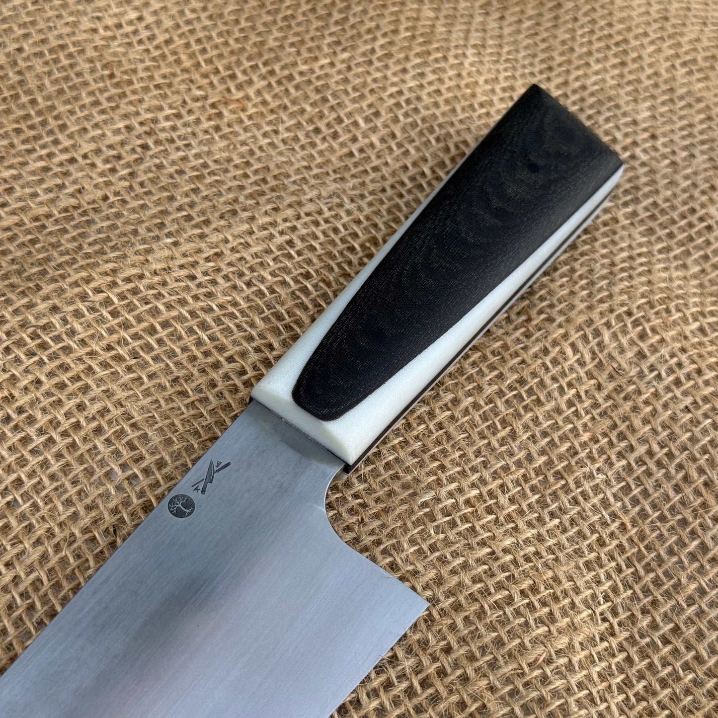Carbon Kiritsuke - Linnen Micarta
