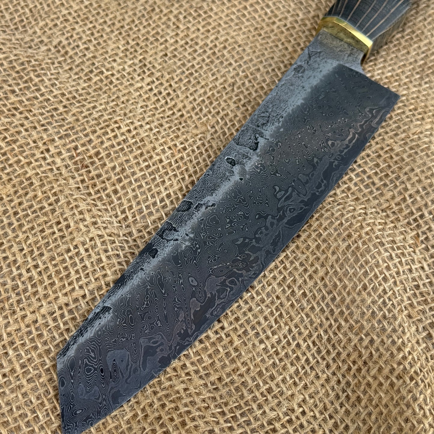 Damascus Bunka - Blue Crosscut Oak